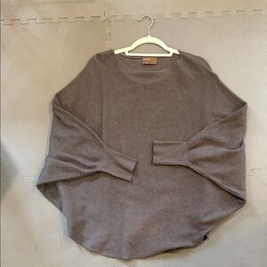 Kerisma Gray Women's Crew Neck Sweater